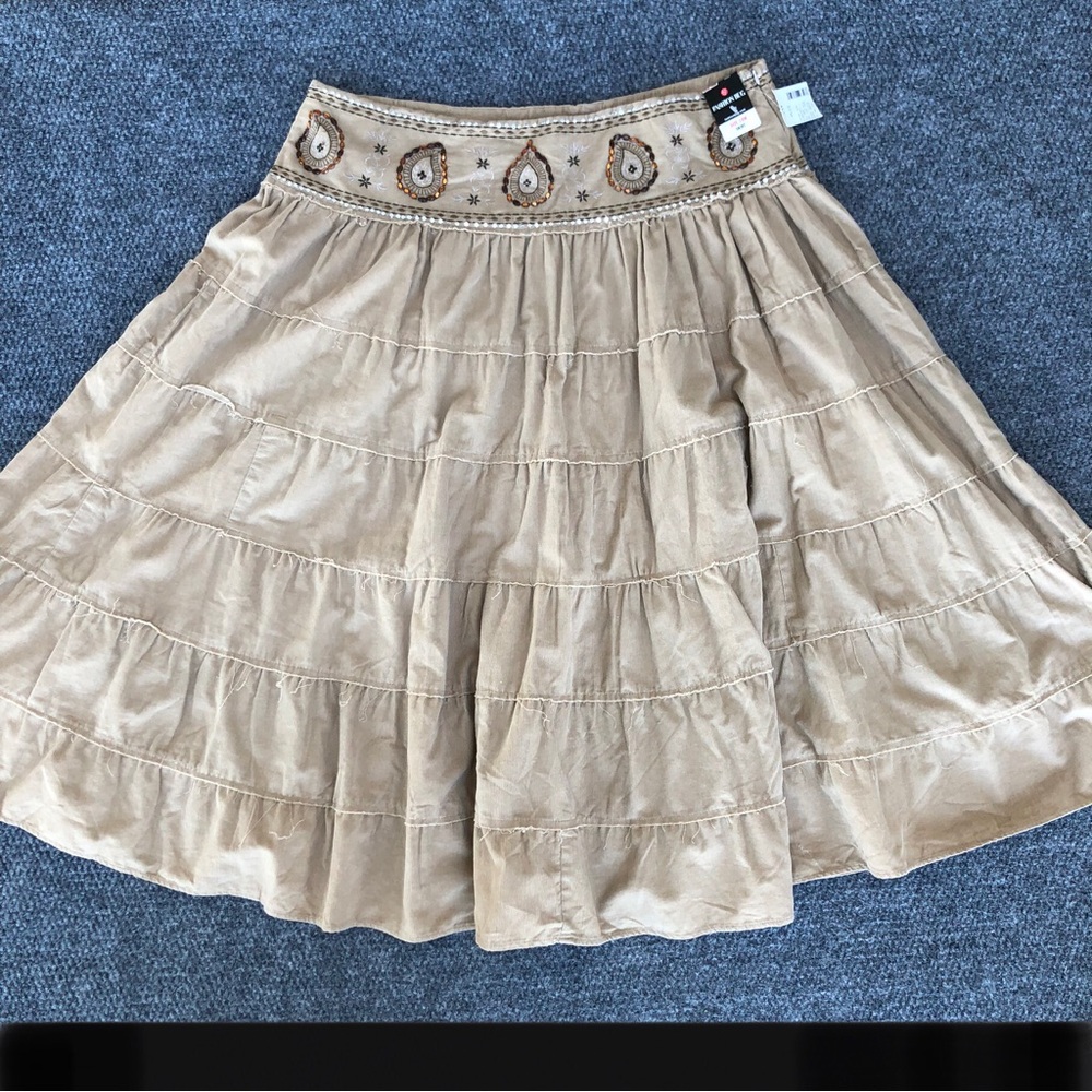 Fashion Bug corduroy tiered embroidered skirt size 18W - Picture 10 of 11